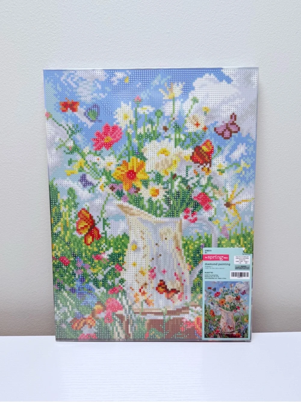 Diamond Art Canvas - Floral Watering Can in White and Multicolor, 2026
